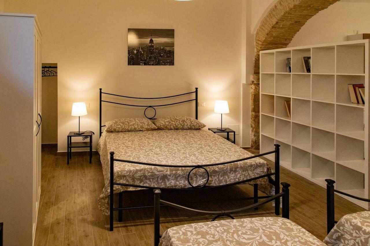 Apartamento Casa Concerie Quattro Sulmona Exterior foto
