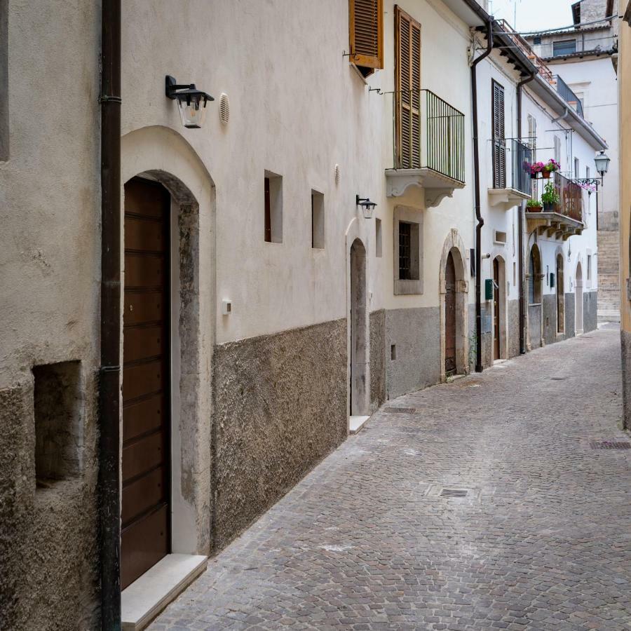 Apartamento Casa Concerie Quattro Sulmona Exterior foto